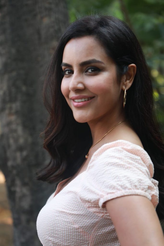 Tamil Actress Priya Anand Stills At LKG Movie Press Meet Tamil Actress Priya Anand Stills At LKG Movie Press Meet
