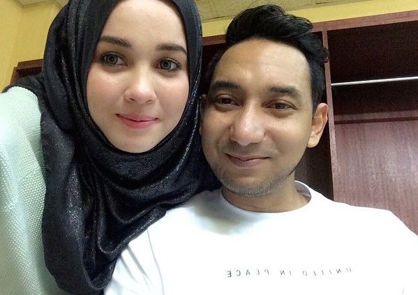 Zizan Dan Emma maembong datovania