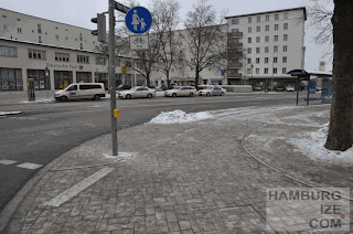 München - Am Harras - unsichtbare "Radwege"