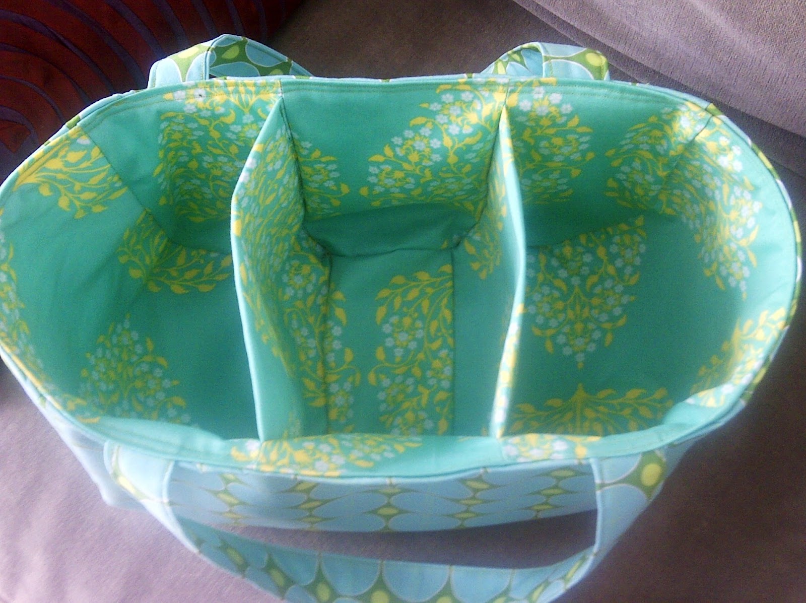 thar-she-sews-1-2-3-sew-craft-tote