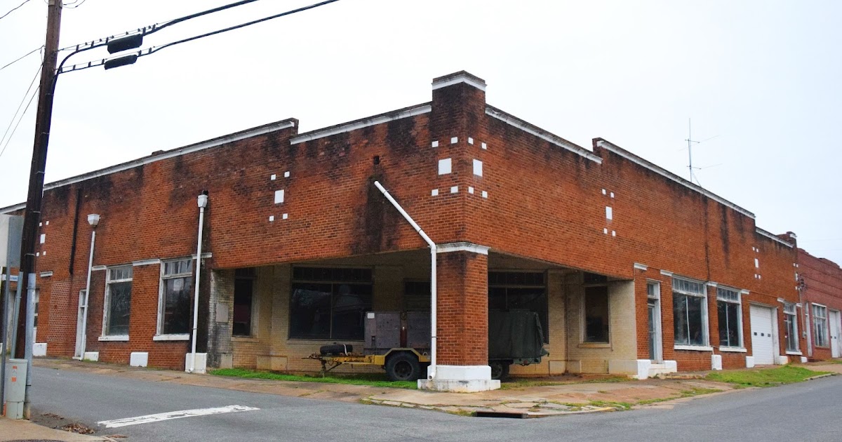 The Old Ford Dealership in Monticello