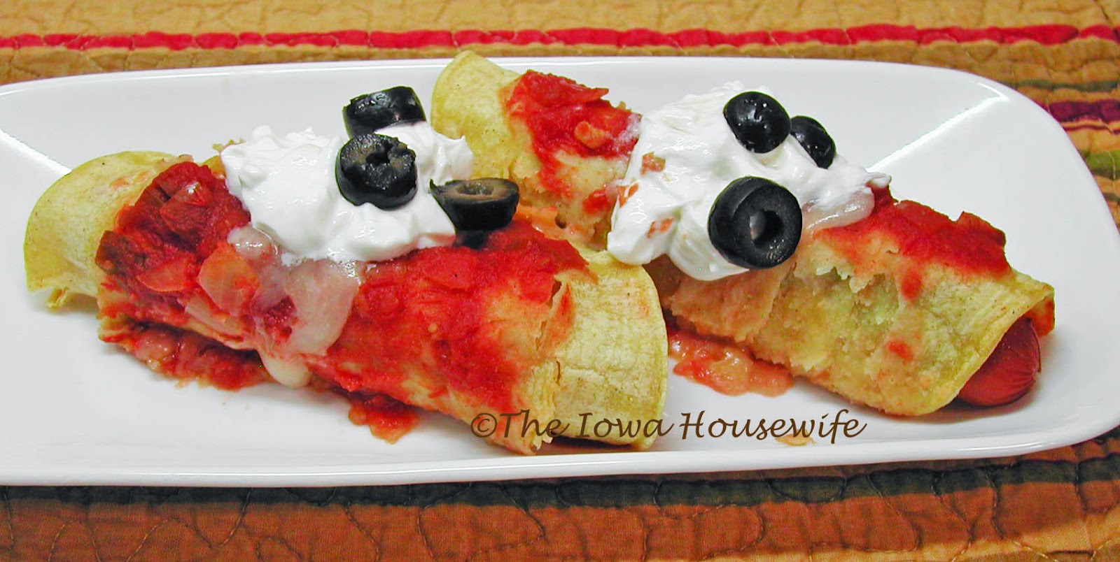 The Iowa Housewife Chili Dog Wraps