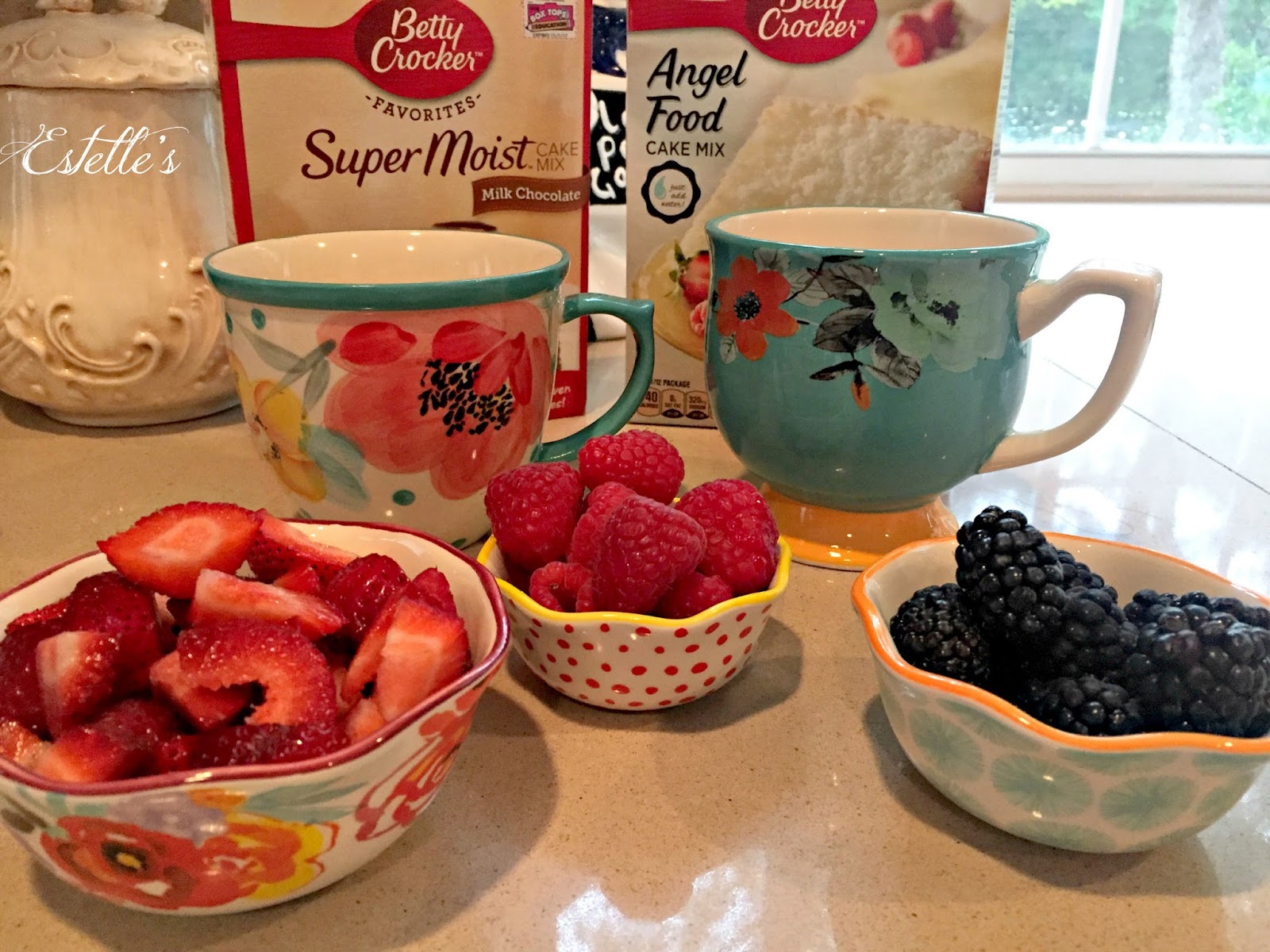 Estelle's CHOCOLATE ANGEL FOOD MUG CAKE WITH FRESH BERRIES