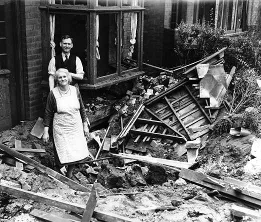 15 November 1940 worldwartwo.filminspector.com Coventry Blitz damage