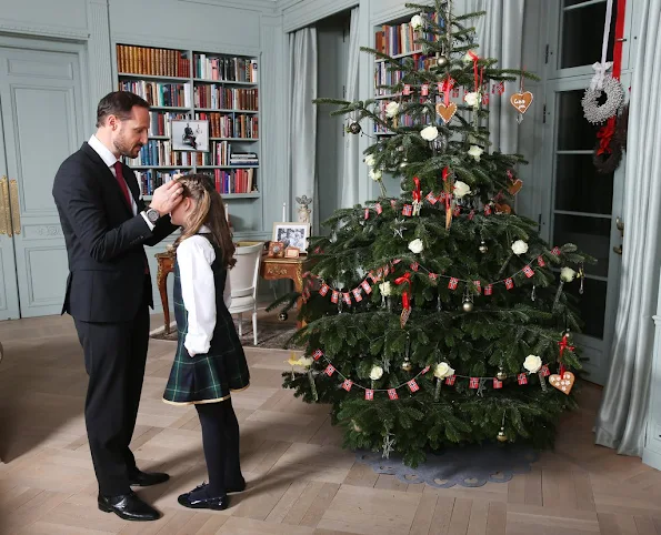 King Harald and Queen Sonja of Norway, Crown Princess Mette-Marit and Crown Prince Haakon of Norway, Princess Ingrid Alexandra, Prince Sverre Magnus, Marius Borg Hoiby attend Christmas photo session at Skaugum the residence