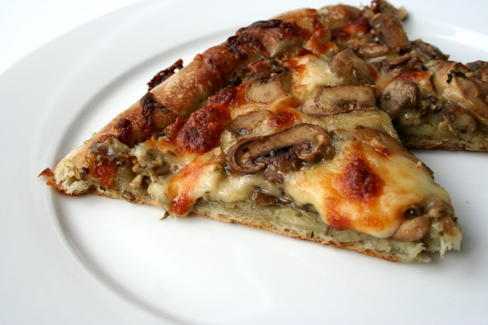 Mushroom Pesto Pizza