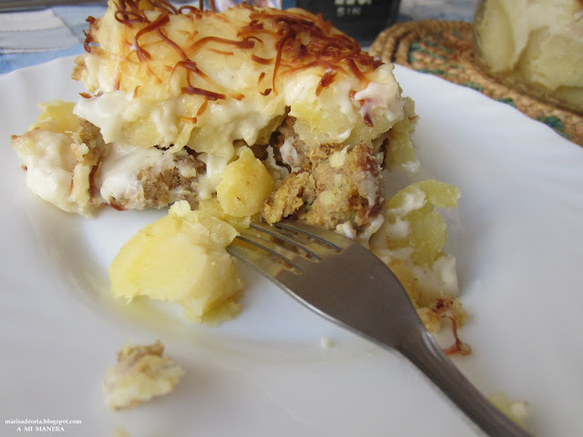 ALBÓNDIGAS CON PATATAS AL HORNO