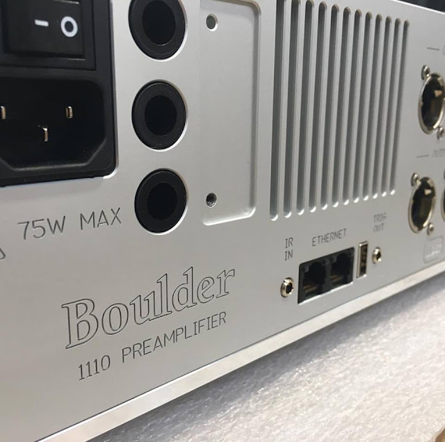 BOULDER AMPLIFIERS 1110 PREAMPLIFIER M & S Ultimate HighFidelity