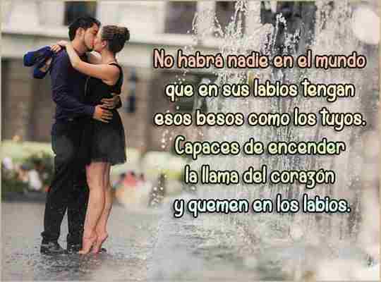 pareja besandose en plena calle pareja besandose en plena calle