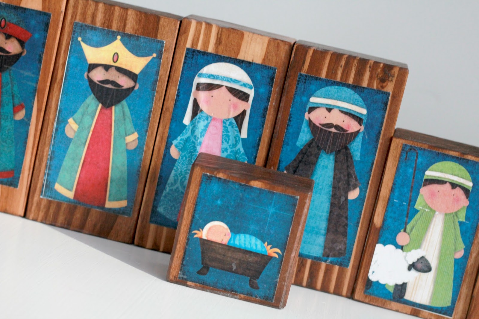 nightchayde Toddler Friendly Nativity Scenes
