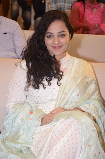 nitya menon at 100 days of love audio launch nitya menon at 100 days of love audio launch