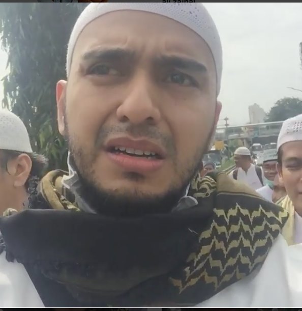 Ini Deretan Artis Yang Ikut Dalam Aksi Bela Islam 212, Lihat Foto-Fotonya