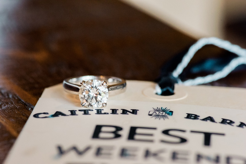 Engagement Ring / Photography: Kelly Kirksey Photography / Planner: Tanya Gersh Events / Florist: Mum’s Flowers