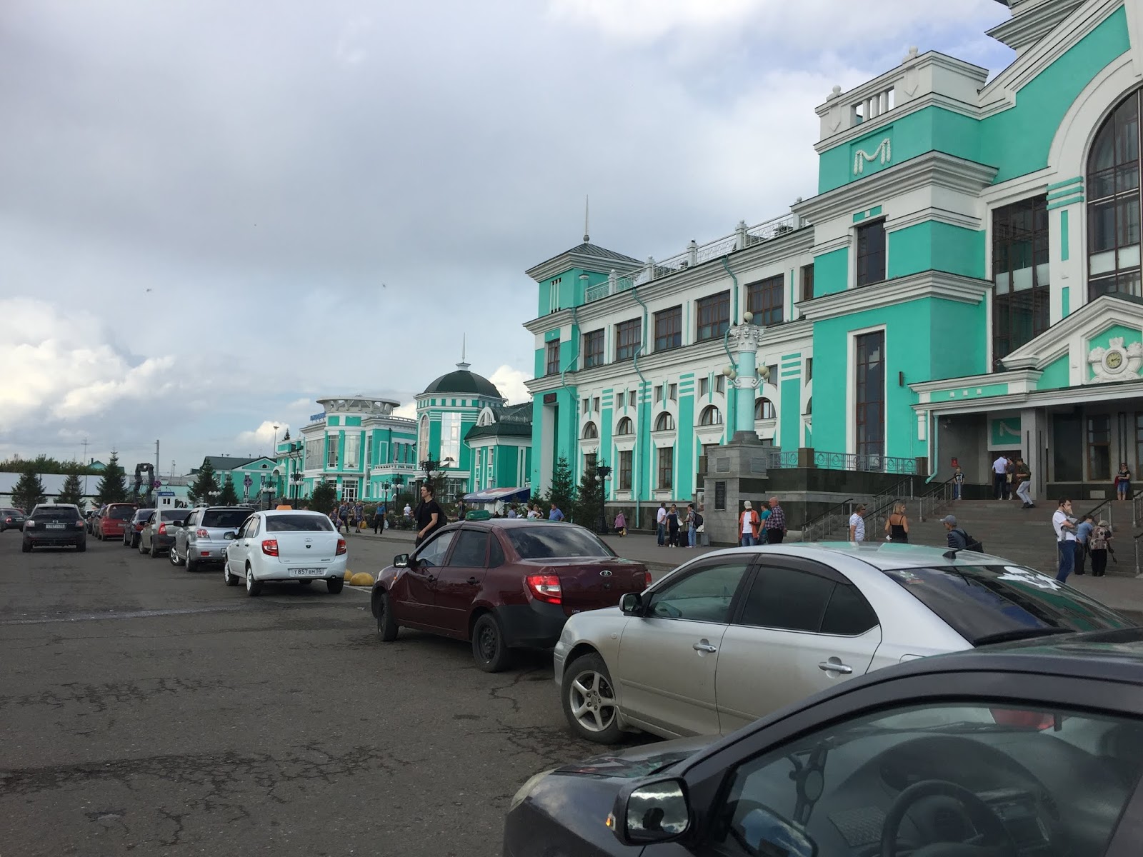 Омск у вокзала