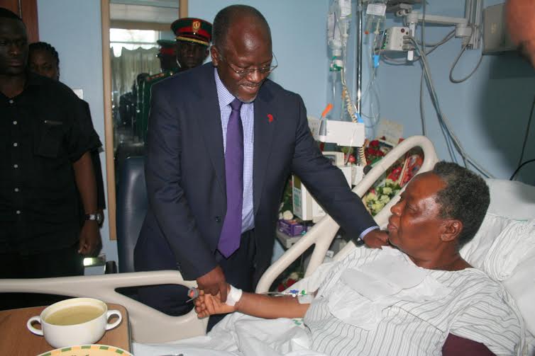 Dom Land MAGUFULI AFANYA ZIARA YA GHAFLA MUHIMBILI, AMJULIA HALI HELEN