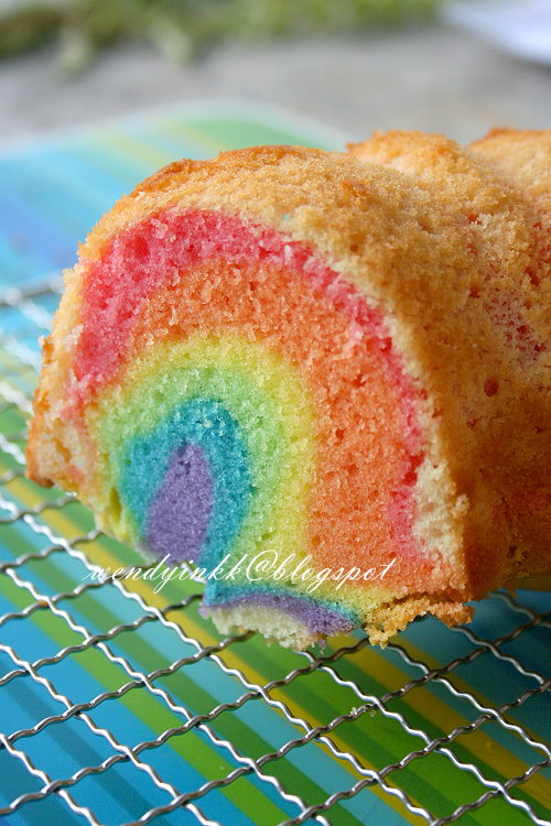 Rainbow Layered Bundt Cake Rainbow Layered Bundt Cake