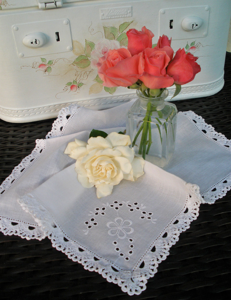 MARIETTE'S BACK TO BASICS {My Lace Crocheted Handkerchief 2}