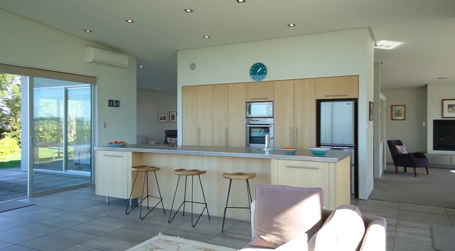 15 Interior Design Photos vs. 184E Prestidge Rd, Aongatete, New Zealand