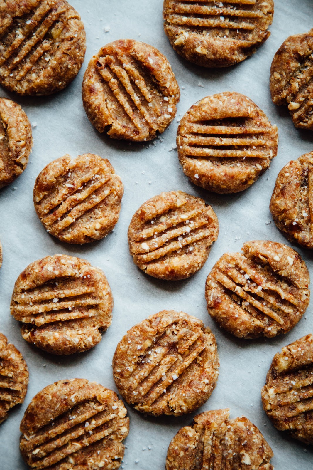 This Rawsome Vegan Life SALTED ALMOND BUTTER COOKIES