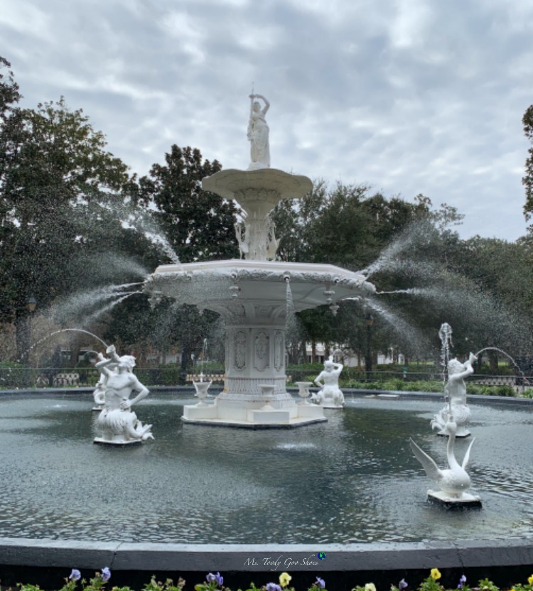 Forsyth Park:  #6 of 12 Things To Do in 24 Hours in Savannah, GA | Ms. Toody Goo Shoes