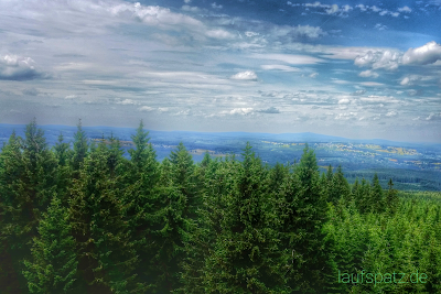 Blick hinunter vom Plattenberg, Blatensky vrch Tschechien, Erzgebirge Blick vom Plattenberg