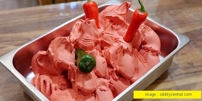  es krim yang dijumpai mempunyai rasa yang cantik Es Krim Super Pedas Seperti Ledakan Nuklir di Mulut. Berani Coba?