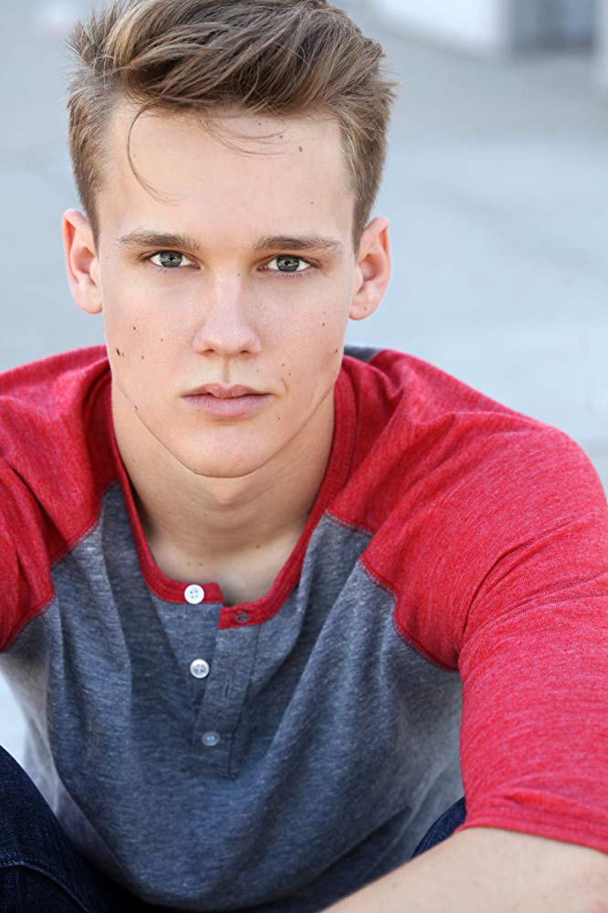 Hunter Doohan movies list and roles