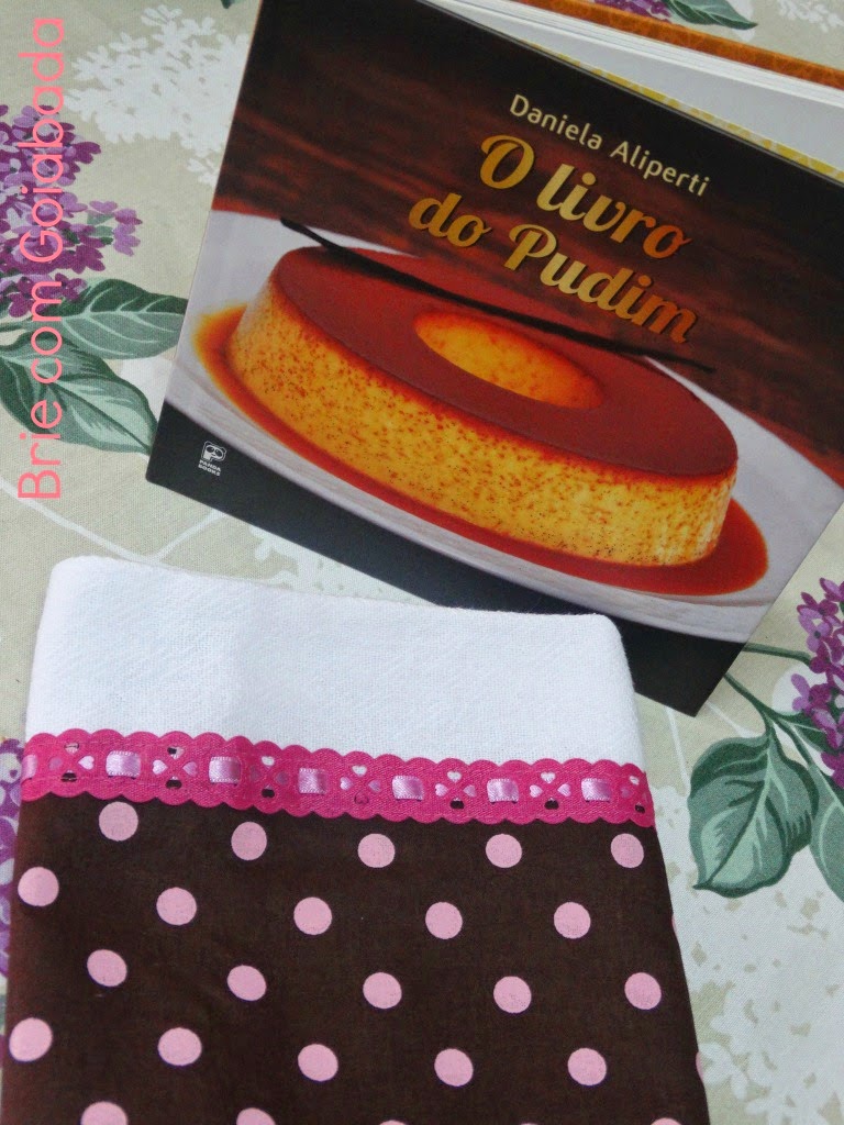Cláudia Augusta Bolos: Bolo Batedeira / Food Mixer Cake