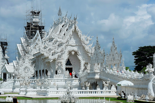 Храм белой лошади