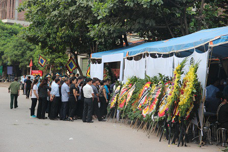 Tri an phi cong hy sinh vi bau troi binh yen cua To quoc - Anh 5