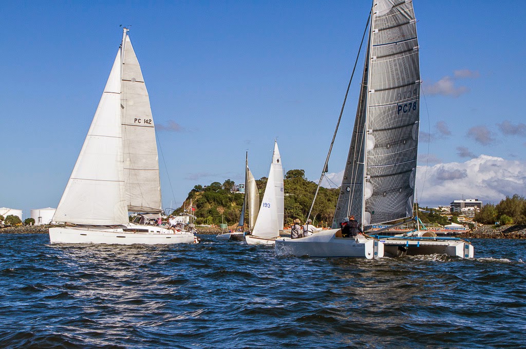 Sailing at the Port Curtis Sailing Club, Gladstone, Queensland: Sprint ...