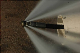Limpieza de tuberías con agua a presión Limpieza de tuberías con agua a presión