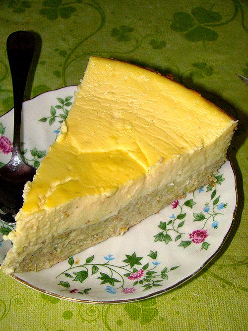 Prajitura dukan cu rabarbar si crema coapta de iaurt