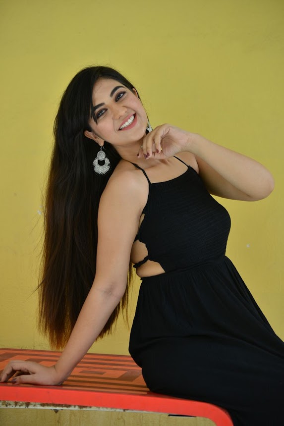 Harshitha Panwar at Bewars Movie Interview