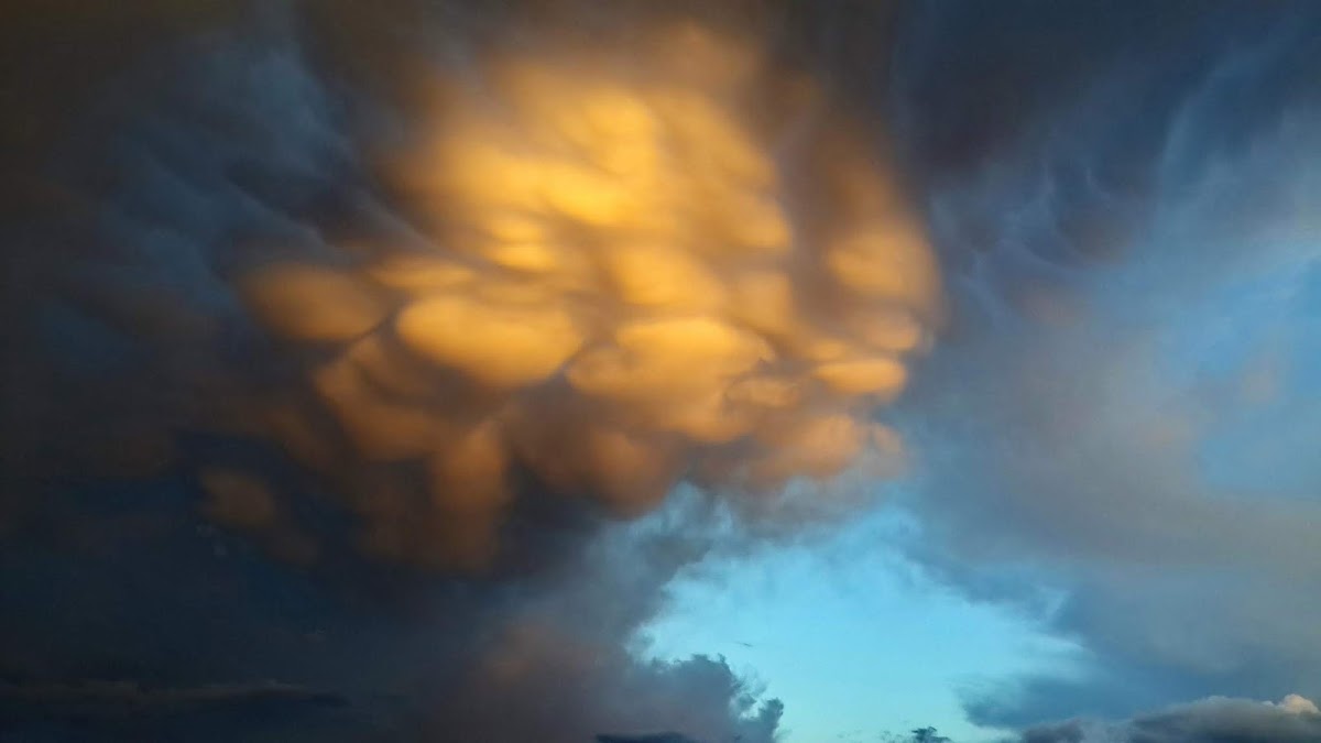 Молнии, радуги и другие интересные атмосферные явления