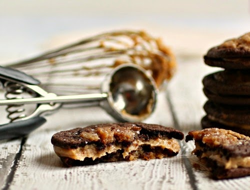 Chocolate and Peanut Butter Marbled Sandwich Cookies
