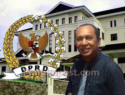 Ambon, Malukupost.com - Peraturan daerah (Perda) yang mengatur masalah minyak dan gas (Migas) sebenarnya lebih terfokus pada pelibatan tenaga kerja ahli maupun pabrikan karena regulasi terkait kewenangan wilayah dan perizinannya sudah jelas diatur dalam undang-undang Migas.  "Kewenangan itu tergantung karena menyangkut soal wilayah Migas. Jika di atas 12 mil laut merupakan kewenangan pusat dan di bawah 12 mil adalah daerah," kata anggota komisi B DPRD Maluku, Markus Pentury, di Ambon, Rabu (28/6).