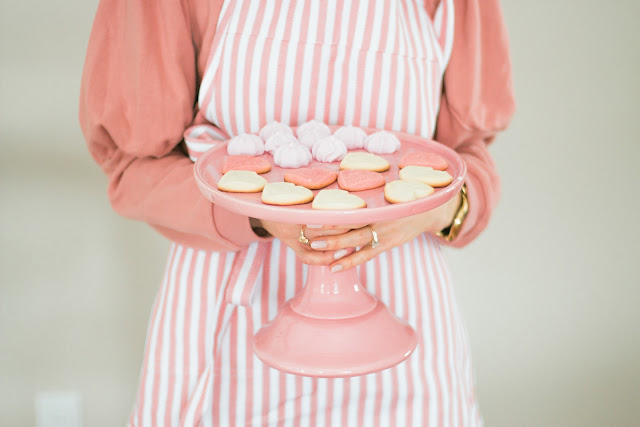 How to throw a cookie decorating party / Galentine's Day / HomeSense