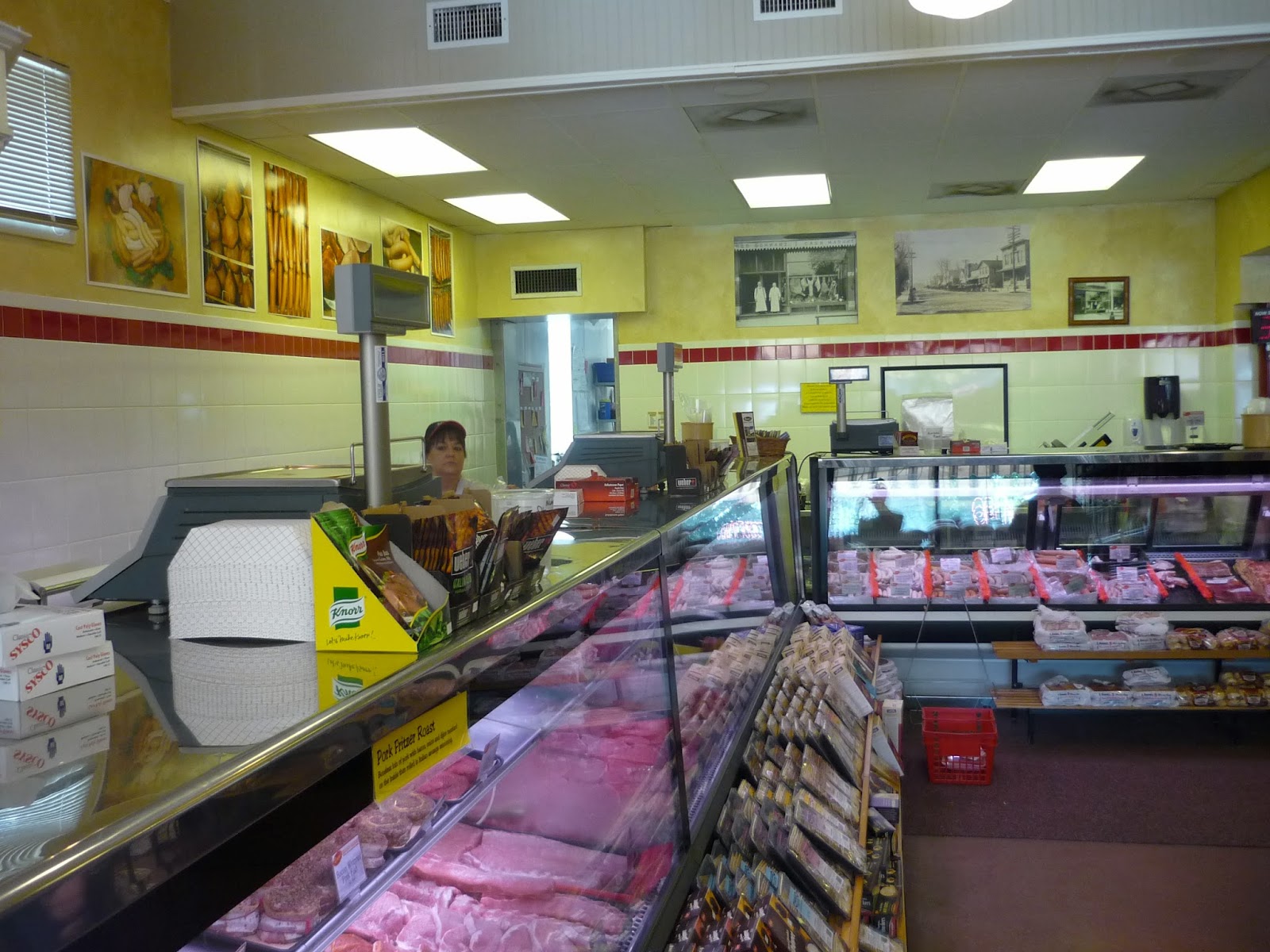 Smokin' Chokin' and Chowing with the King Ream's Elburn Market