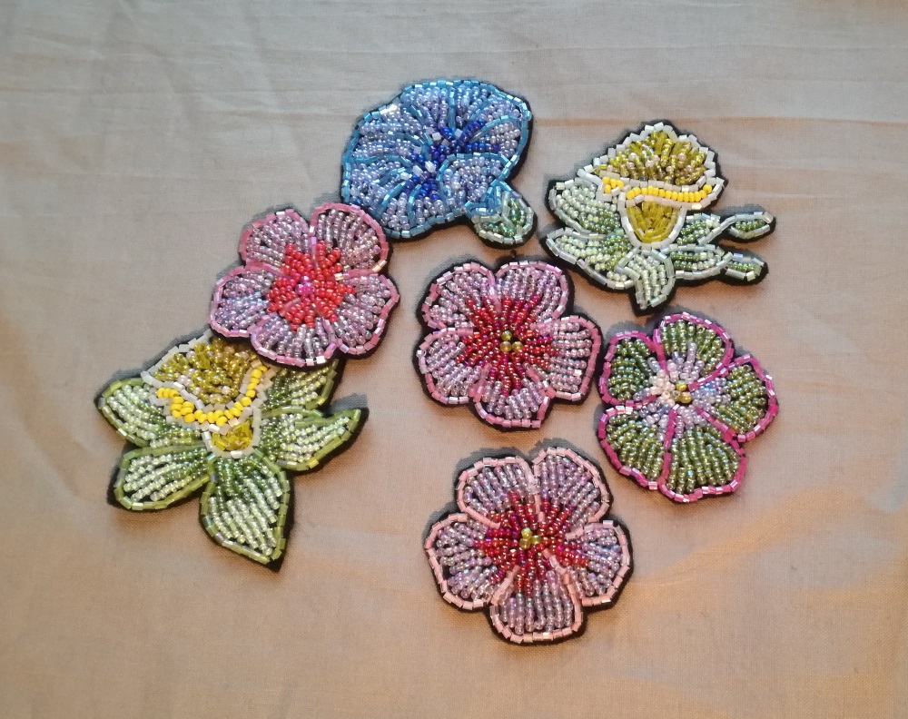 Craftrebella Beads embroidered Flowers