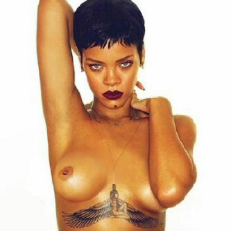 Rihanna Naked Blog 58