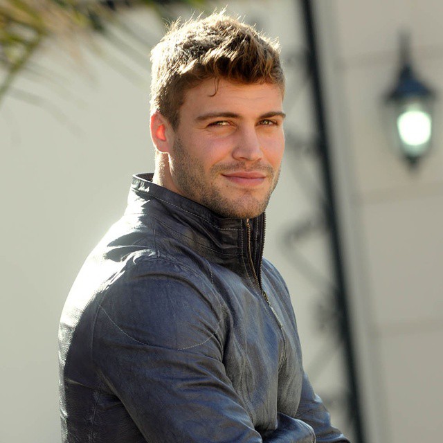 INSTAFAVES : JOSE FERRER SANTILLAN | ARGENTINEMEN ARCHIVES