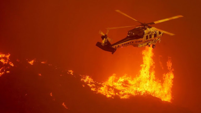  Emergency declaration for Los Angeles County as 10,000 homes evacuated Soledad-canyon