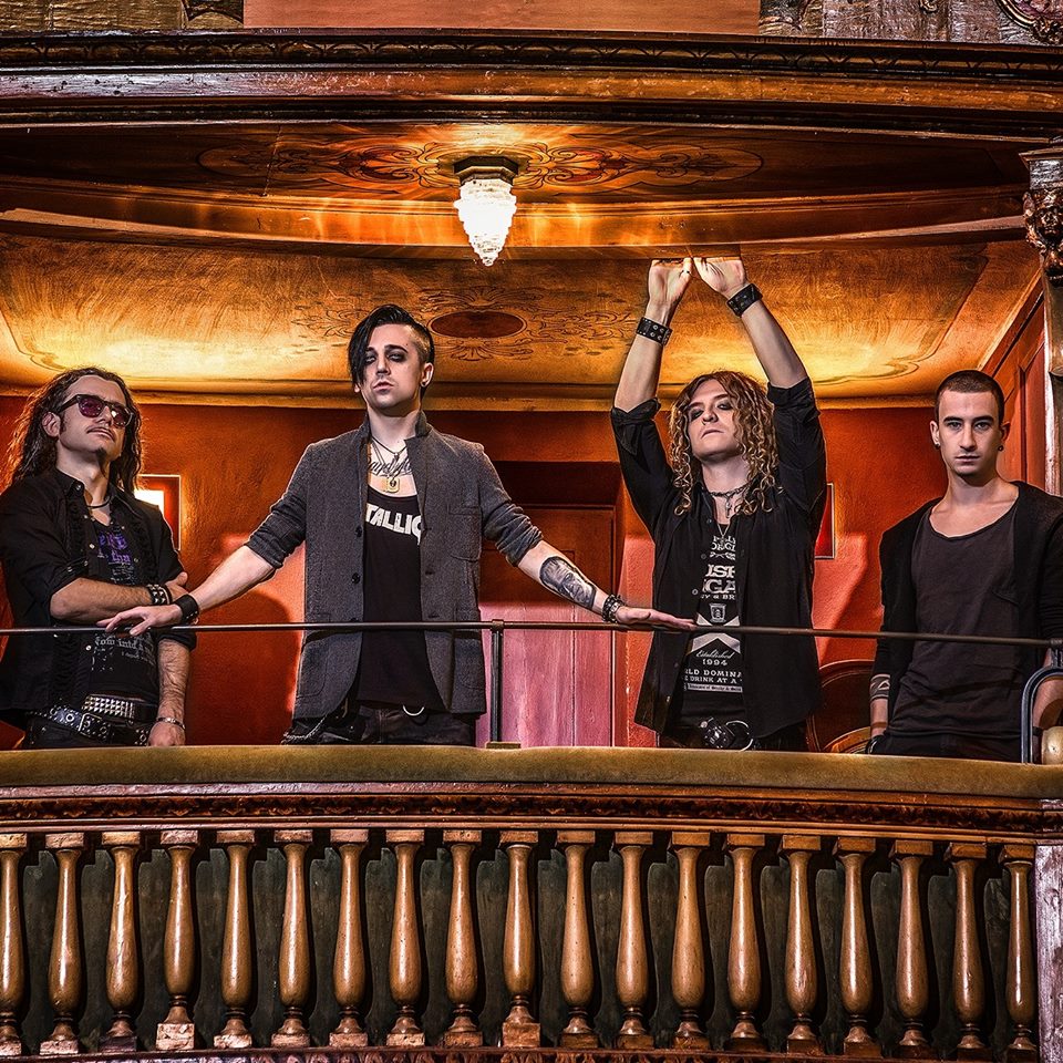 In the dark группа. Is you see in the club. Is you see in the club. Hell in the club. группа ад.