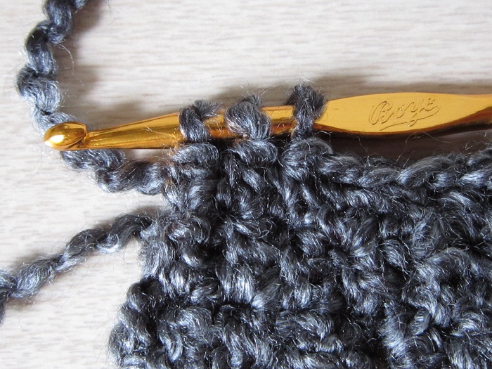 mittens, free crochet pattern, tutorial, dc2tog