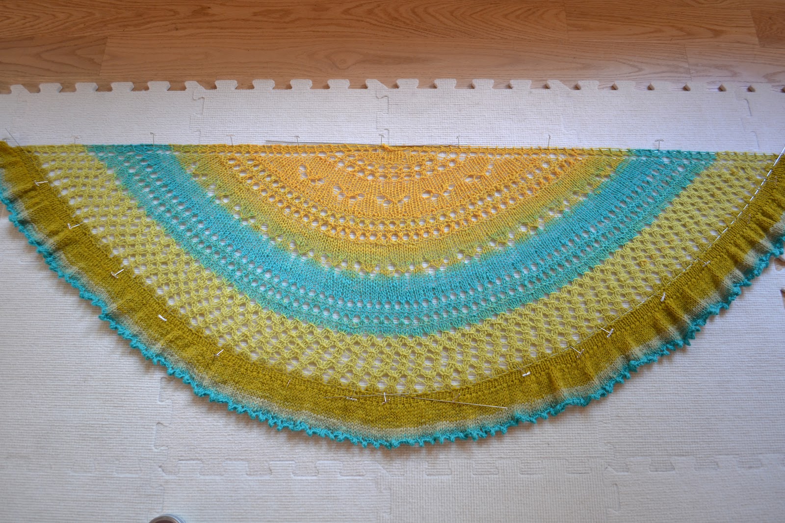 Susan B. Anderson Yarn on the House Interview and Loop!