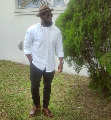 1A4 Timaya corrects fan who advised him to show off his wife