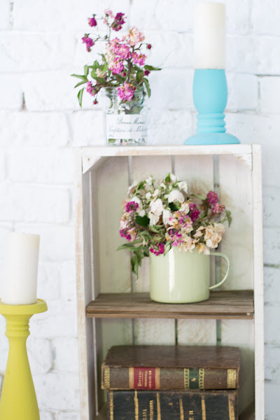 Crea una mesita auxiliar con una caja