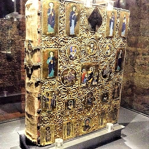 Μέρος βυζαντινού κειμηλιακού θησαυρού στο Μουσείο της Σιένας Santa Maria della Scala https://leipsanothiki.blogspot.be/