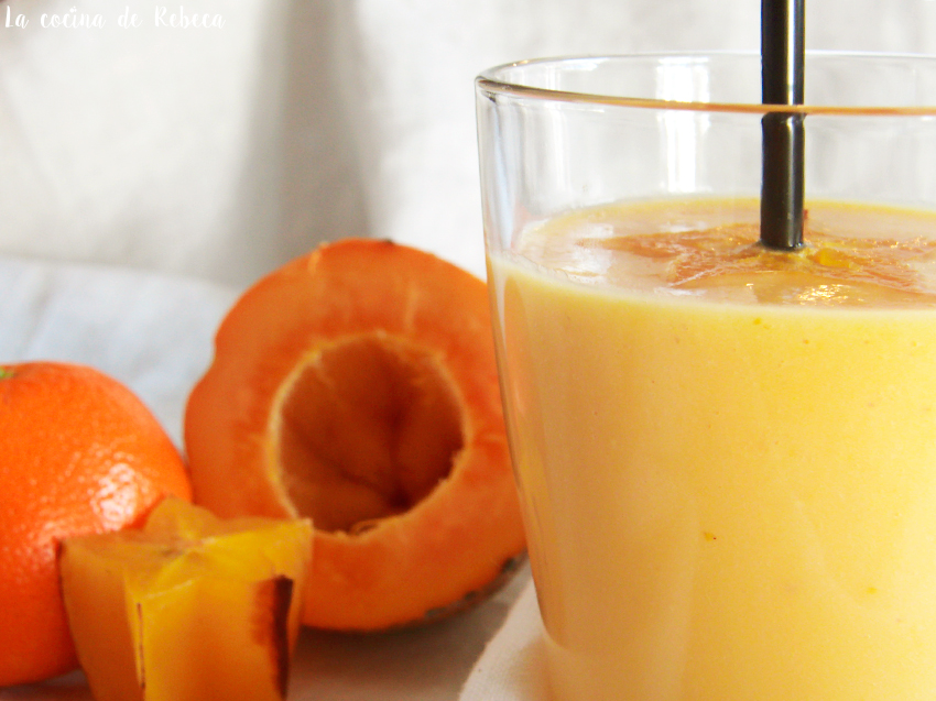 La cocina de Rebeca: Smoothie tropical de papaya, carambola y mandarina La cocina de Rebeca: Smoothie tropical de papaya, carambola y mandarina